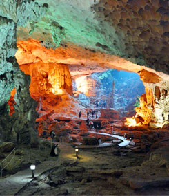 sung-sot-cave